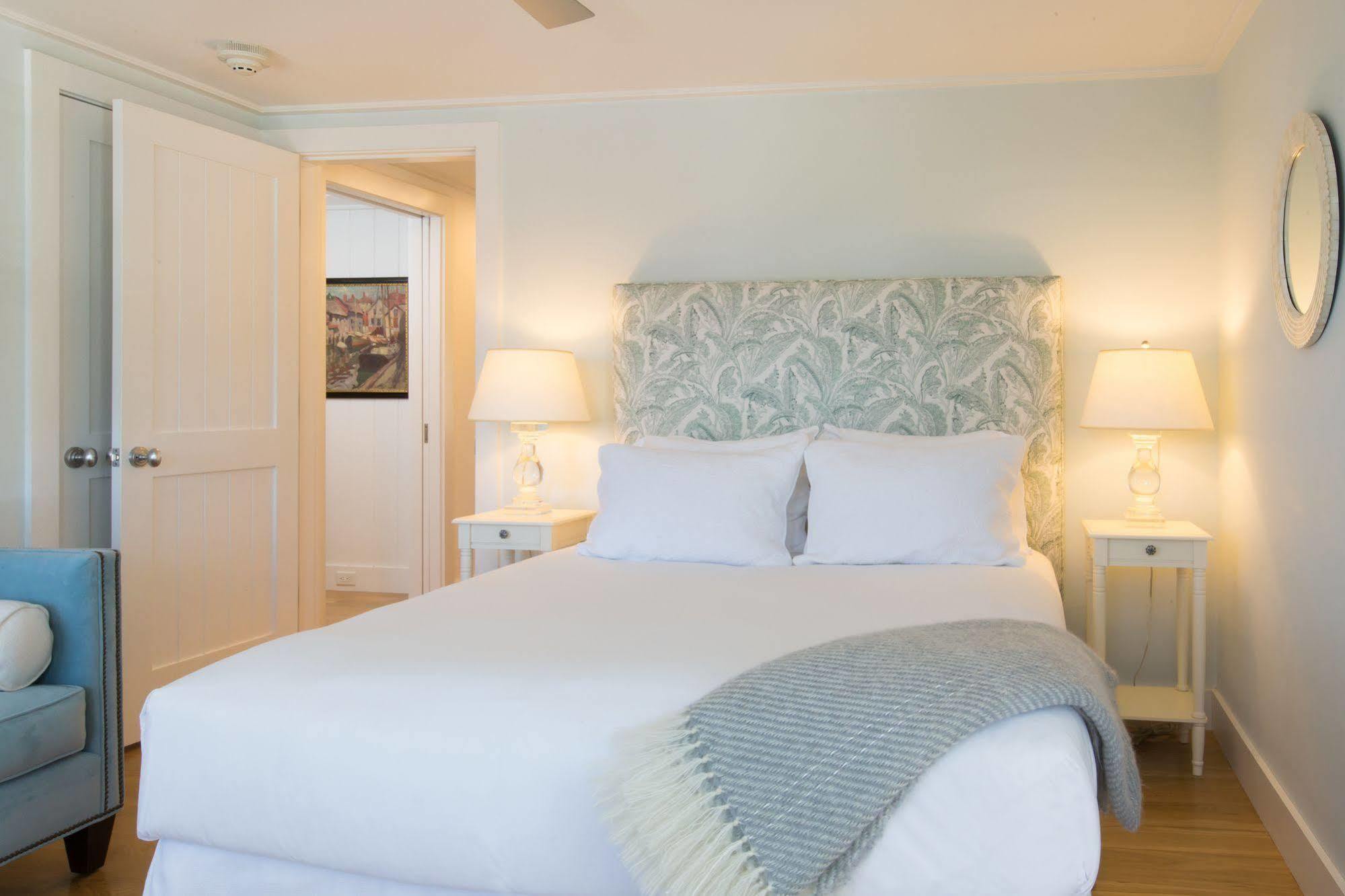 Harborview Nantucket Hotel Bagian luar foto