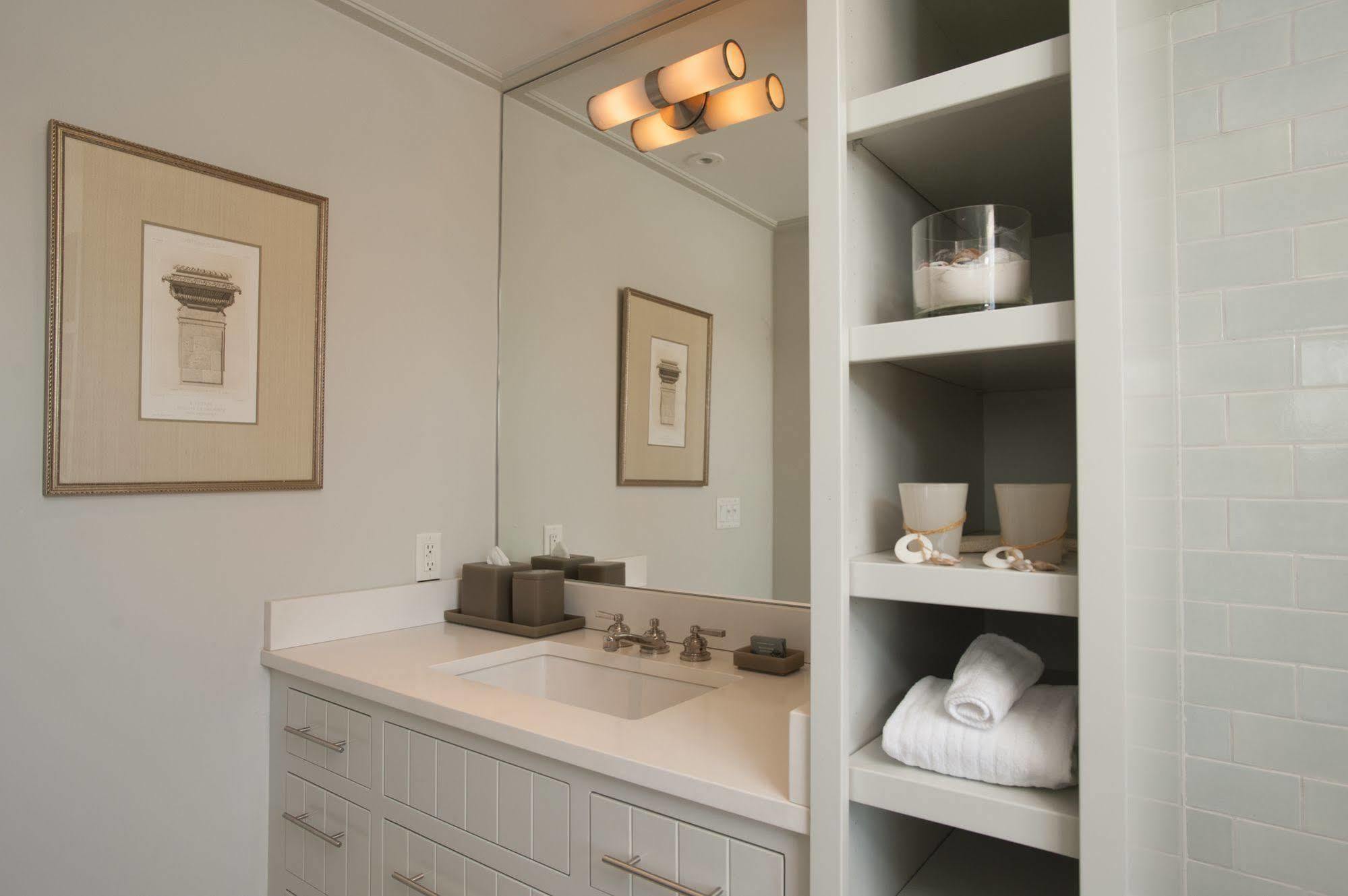 Harborview Nantucket Hotel Bagian luar foto