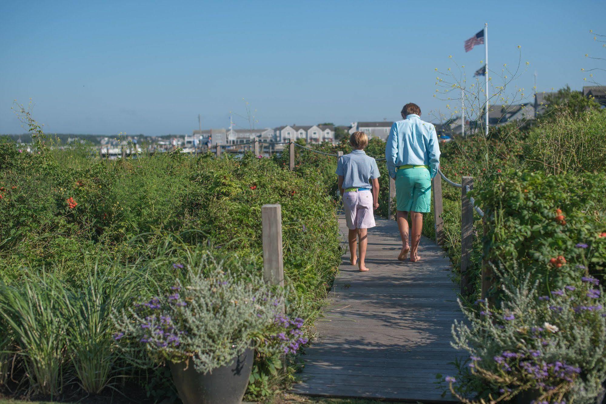 Harborview Nantucket Hotel Bagian luar foto
