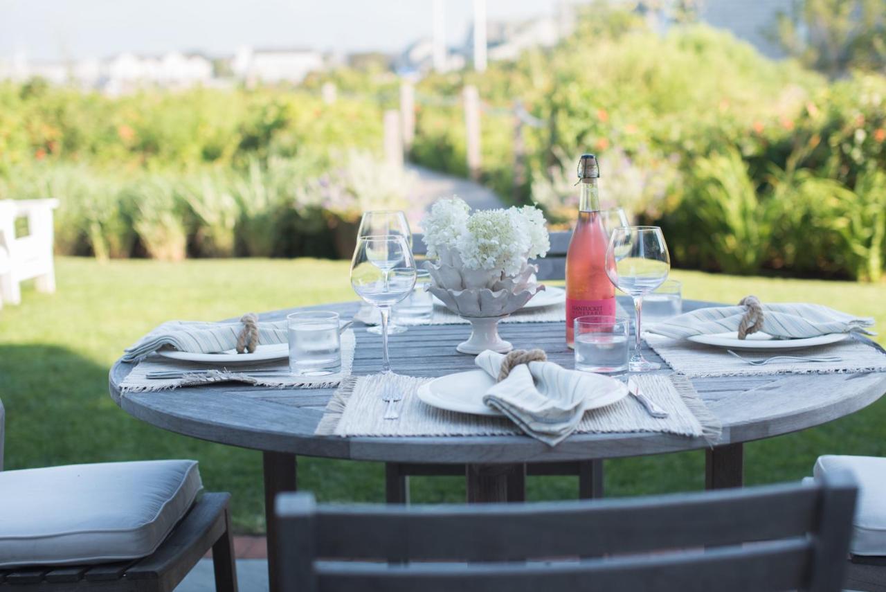 Harborview Nantucket Hotel Bagian luar foto